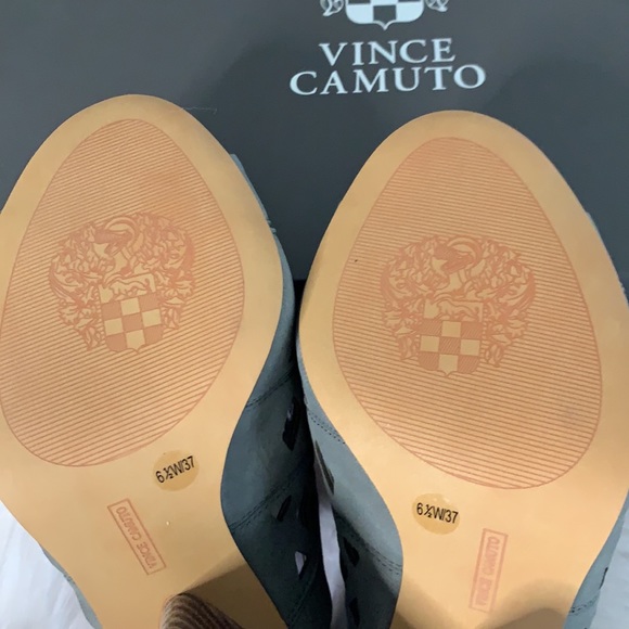 Vince Camuto Deverly Sandal Size 6.5 Wide - Picture 4 of 12